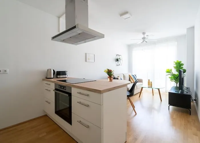 Spotless 1br, Quick Link By Hm * Viena