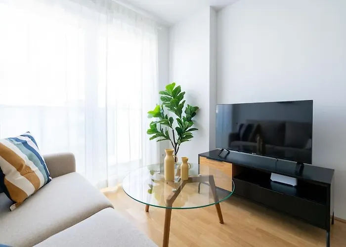 Spotless 1br, Quick Link By Hm Viena